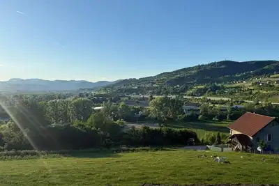 Image de View Retreat - Cozy 2-bedroom cottage in nice Visoko with Ac and floor heating