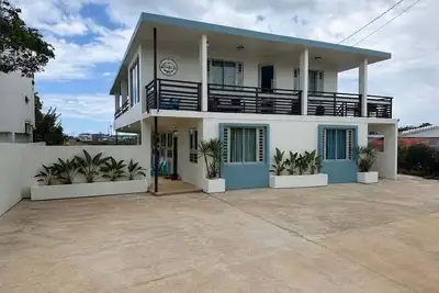 Image de Luna del Mar Villa-Charming and cozy 4-bedroom Villa near to Crash Boat Beach