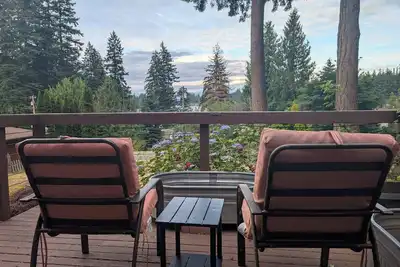 Image de Invite Inn - Lake View - Pine Trees - Fire Pit - Grill