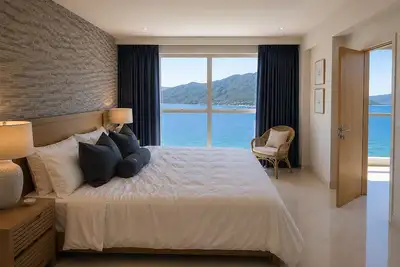 Image de Panoramic Oceanview 3-bed, 2. 5 bath condo with heated infinity pool and gym.