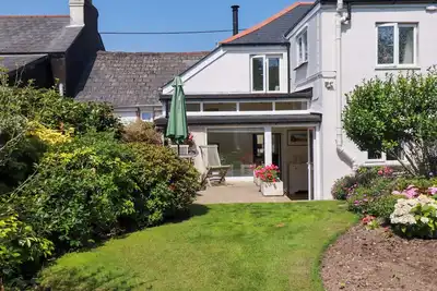 Image de Mary’S House, pet friendly, with open fire in Mylor Bridge