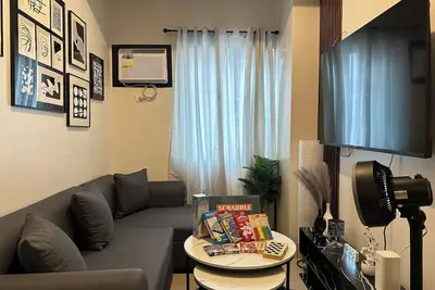 Image de Family-Friendly Condo  | The Grey Loft Ph @Vine Res. Your Perfect Getaway!