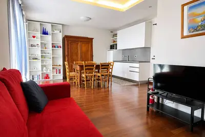 Image de Elegant apartment with a garage, two bedrooms, two bathrooms, and two terraces
