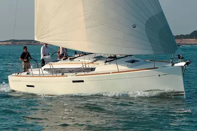 Image de Sun-Kissed Sailing Adventure in Islas Sarónicas