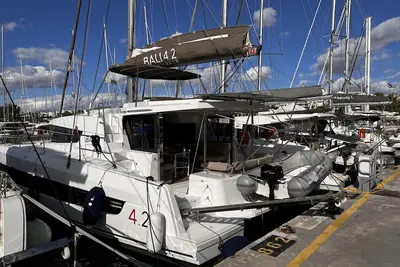 Image de Sun-Kissed Sailing Adventure in Islas Sarónicas