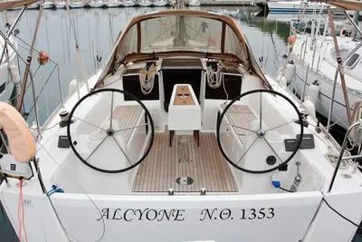 Image de Sun-Kissed Sailing: A Luxurious Beach Experience in Nikiti, Macedonia