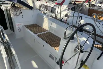 Image de Sun-Kissed Sailing Adventure in Split, Croatia