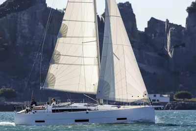 Image de Sun-Kissed Sailing Adventure in Golfo de Morbihan, Brittany