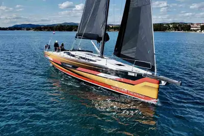 Image de Sibenik Sun-soaked Sailing: A Luxurious Croatian Voyage