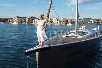 Image de Sibenik Sun-soaked Sailing: A Luxurious Croatian Voyage