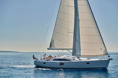 Image de Sibenik Sun-soaked Sailing: A Luxurious Croatian Voyage