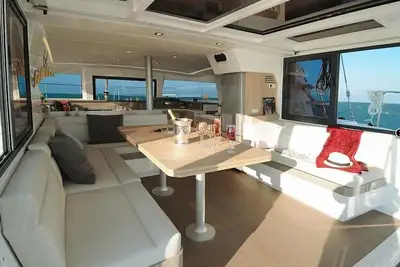 Image de Sun-Kissed Sailing Adventure in Raiatea's Lagoon