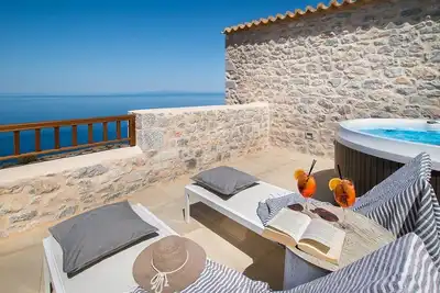 Image de Villa Solyra, Divine Sea Views, Private Hot Tub, Furnished Terrace, Shared.