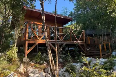 Image de Bungalow with Patio