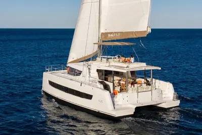 Image de Caribbean Dream: Sun-Kissed Sailing Adventure from Guadalupe, Grande-Terre