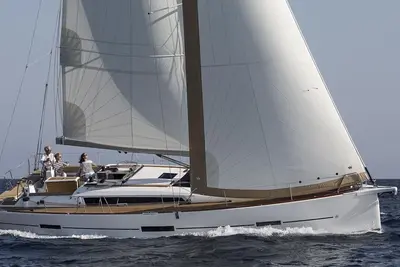 Image de Sun-Kissed Sailing Adventure in Islas Sarónicas