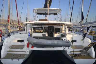 Image de Sun-Kissed Sailing Adventure in Islas Sarónicas