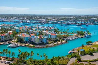 Image de Caribbean Bliss: Sun-soaked Sailing Adventure from Nassau, Bahamas