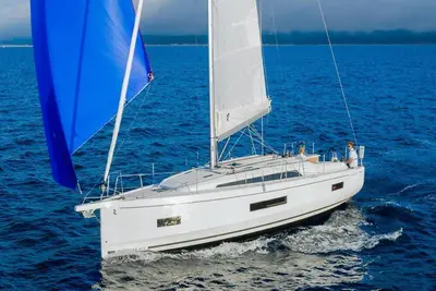 Image de Caribbean Bliss: Sun-soaked Sailing Adventure from Granada, San Jorge