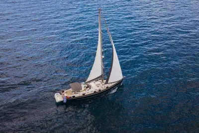 Image de Sun-Kissed Sailing Adventure in Islas Sarónicas