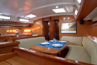 Image de Sun-Kissed Sailing Adventure in Islas Sarónicas