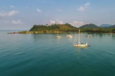 Image de Sun-Kissed Sailing Journey in Trat, Koh Chang