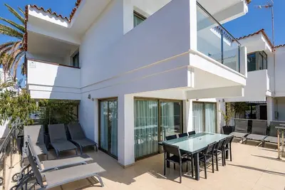 GuestReady - Tarantos Sea View and Pool