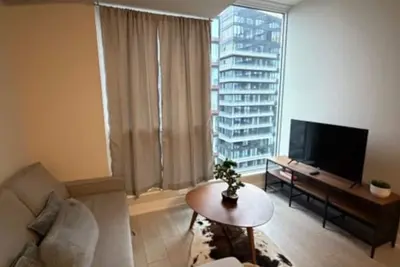 Image de Modern 2br 2ba Condo - Downtown Toronto