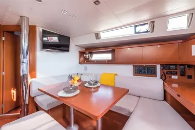 Image de Sun-Kissed Sailing Adventure in Split, Croatia