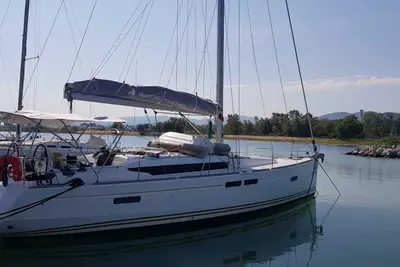 Image de Sun-Kissed Sailing Adventure in Islas Sarónicas