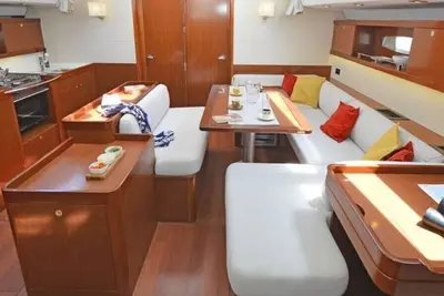 Image de Sun-Kissed Sailing Adventure in Islas Sarónicas