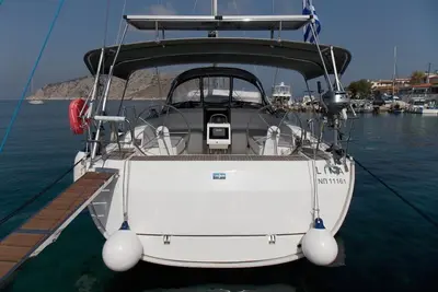 Image de Sun-Kissed Sailing Adventure in Islas Sarónicas