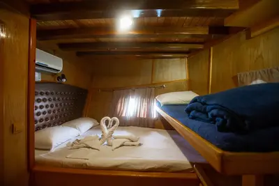 Image de Sun-Kissed Sailing Adventure in the Ionian Islands, Zakynthos