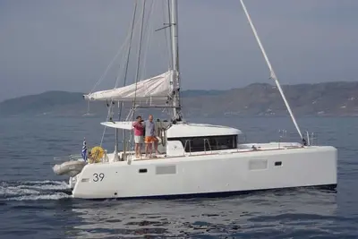 Image de Sun-Kissed Sailing Adventure in Islas Sarónicas
