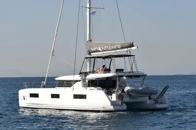 Image de Sun-Kissed Sailing Adventure in Islas Sarónicas