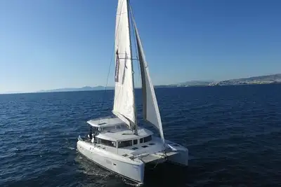 Image de Sun-Kissed Sailing Adventure in Islas Sarónicas
