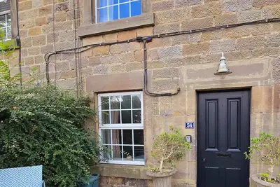 Image de Cosy Cottage with river stream in Matlock