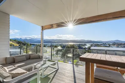 Image de Panorama View Retreat - Bachcare Holiday Home