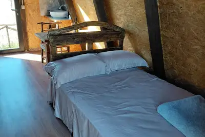 Cozy Lakefront Cabin Myselim