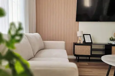 Image de Bright & Homey 3br New Home in Nw Calgary
