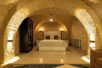 Image de Cave Flat by Nizami & Fountain Sq