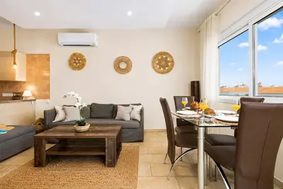 Image de 2br Apartment Near Beach - Loretta by Premier