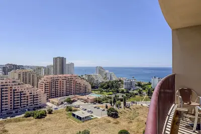 Image de #357 Sea View Getaway in Portimão | Pool & Spacious