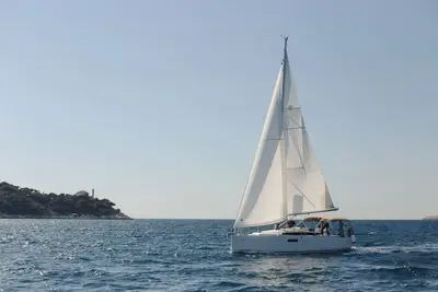 Image de Dubrovnik Delight: Sun-soaked Sailing Adventure