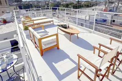 Image de home with 2 bedrooms, 2 bathrooms, 2 terraces 86 m²  interior  79 m² of terraces