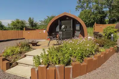 Image de Gortin Glen Glamping Pod 4, romantic, with hot tub in Omagh