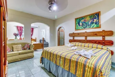 Image de Lovely Home w/ Balcony, Great View, Shared Pool, Ac & WiFi - Ideal for Day Trips