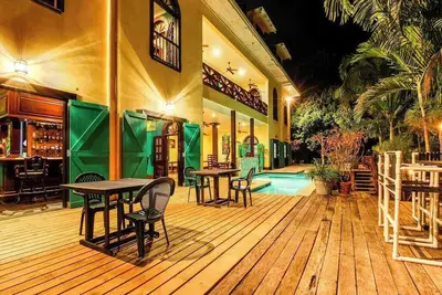 Image de Two Riverfront Suites with Shared Infinity Pool, Balcony Views, WiFi, Ac - Dogs Ok