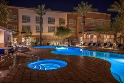 Image de Accessible Queen Studio w/ Free Breakfast & Pool