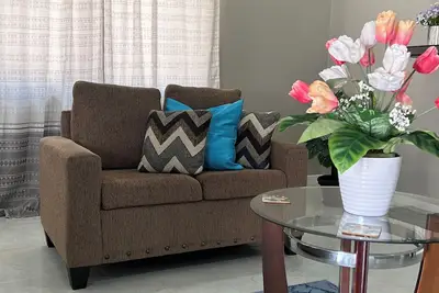 Image de Cozy 2-bedroom bungalow in tranquil Valencia with Ac
